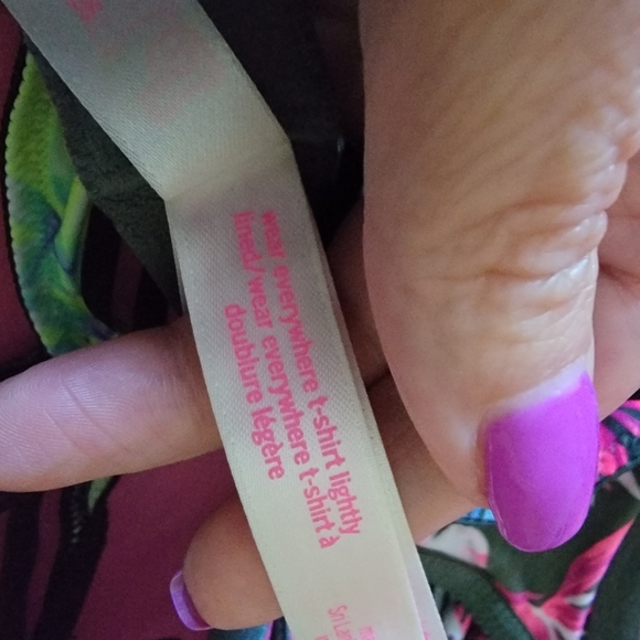 Victoria's Secret PINK T-shirt Bras. NWOT. - Picture 6 of 6